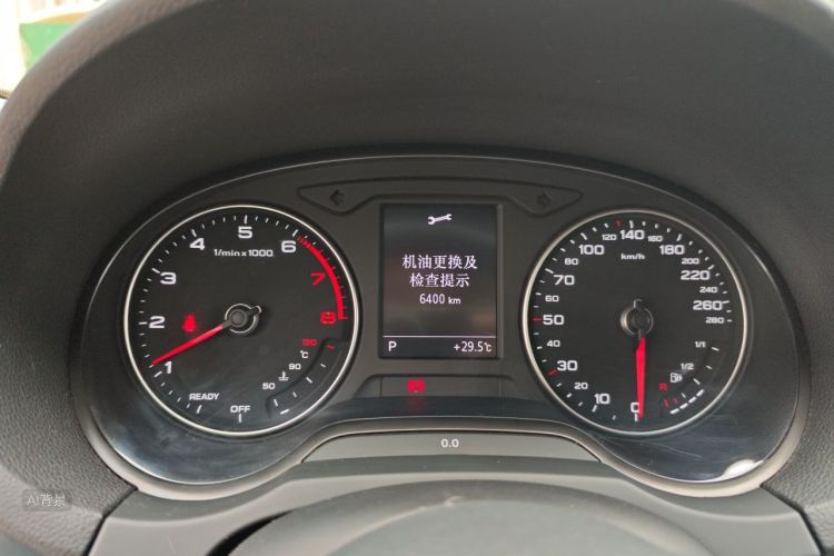 Audi A3 2019 car image #13