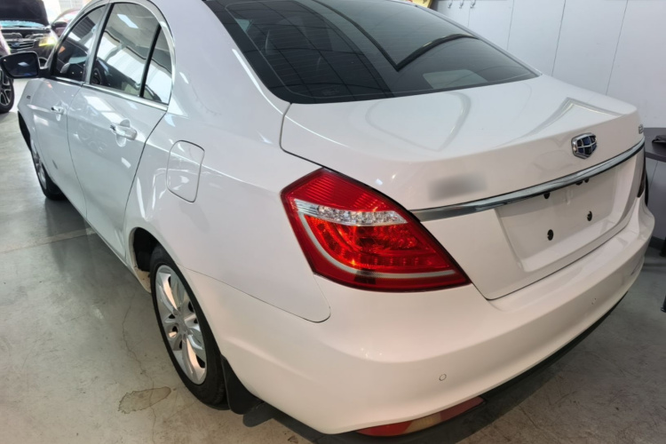 GEELY Emgrand 2015 car image #5
