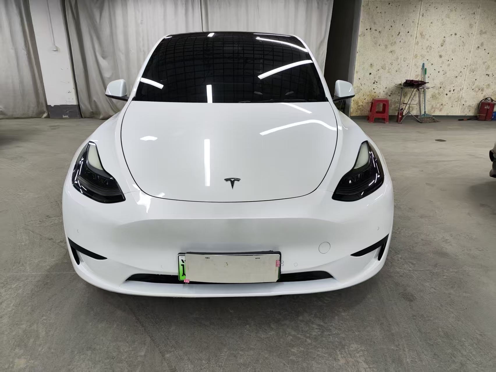 Tesla Model Y 2022 #2 Tesla Model Y 2022 car image #2