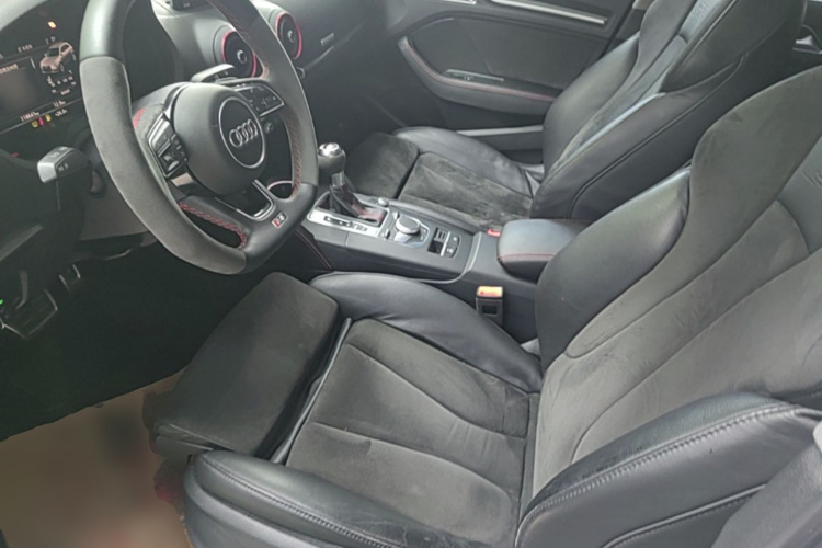 Audi A3 2017 car image #15