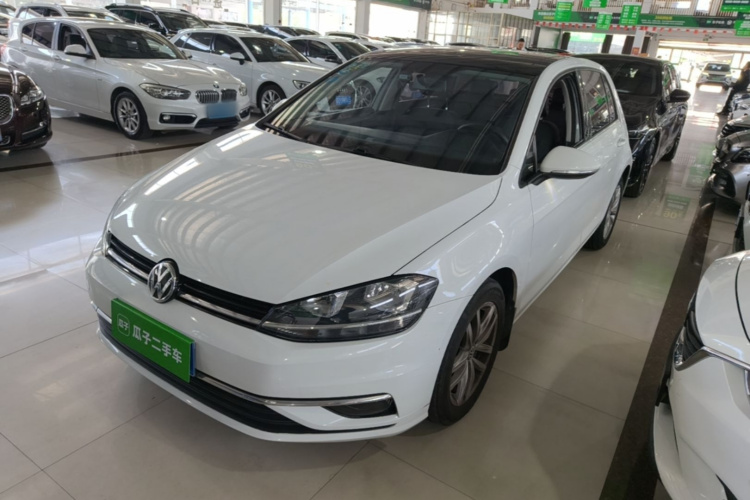 Volkswagen Golf 2019 #2 Volkswagen Golf 2019 car image #2
