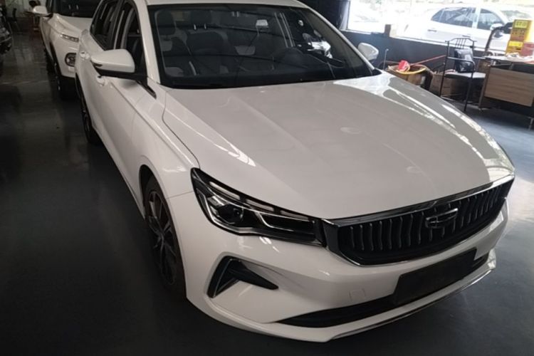 GEELY Emgrand 2021 car image #4