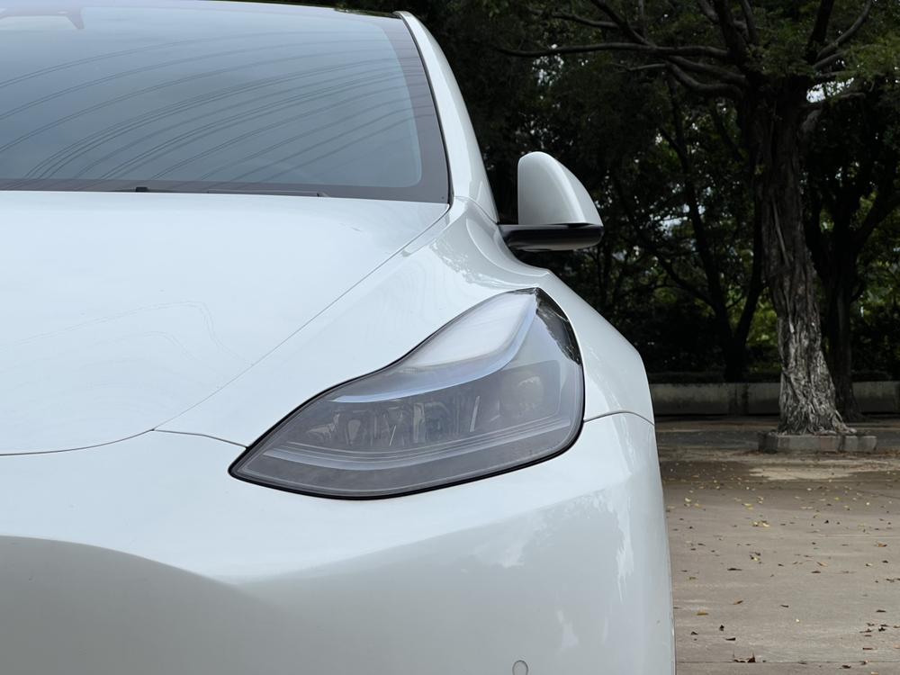 Tesla Model Y 2022 car image #7