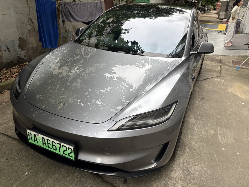 Tesla Model 3 2024 Tesla Model 3 2024 car image