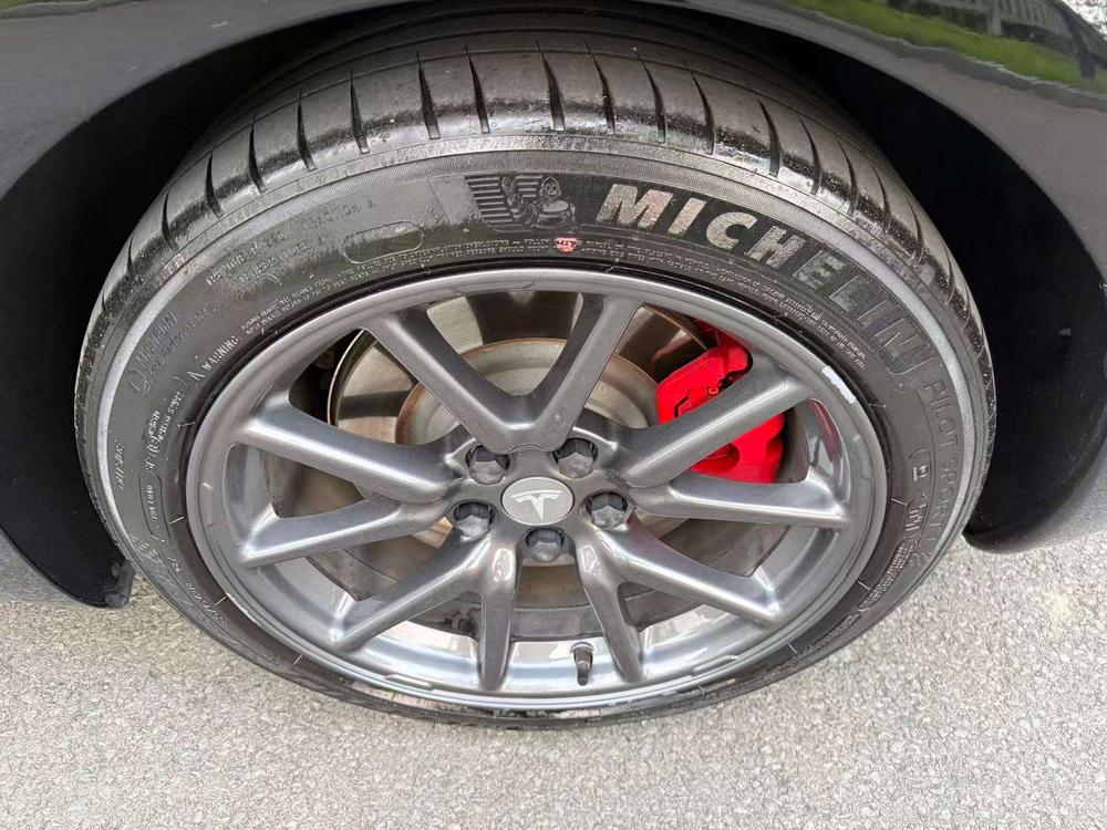 Tesla Model 3 2020 car image #7