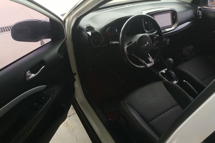 起亚 奕跑 2018 汽车图片 #16