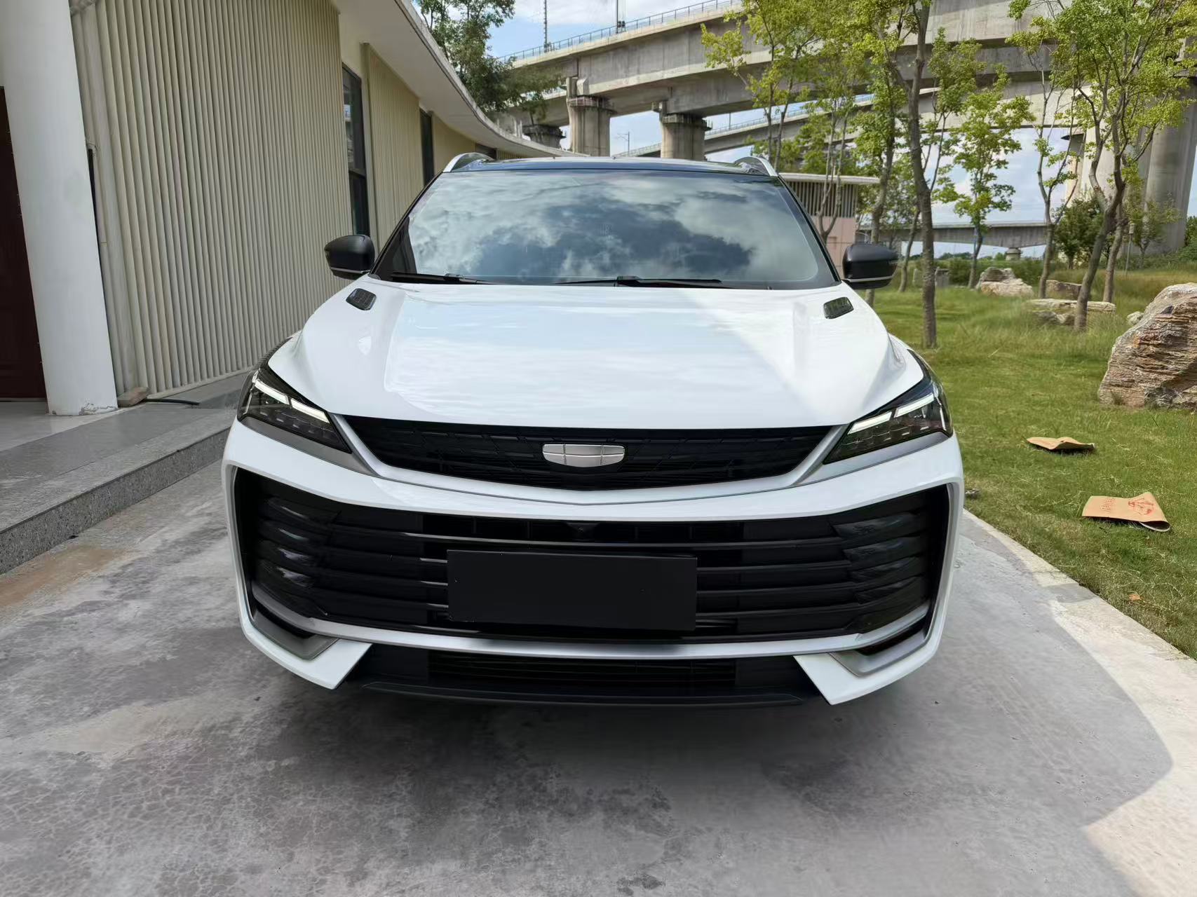 GEELY Coolray 2025 #2 GEELY Coolray 2025 image de voiture #2
