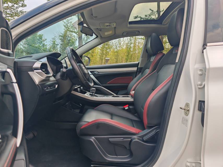 GEELY Coolray 2022 #3 GEELY Coolray 2022 car image #3