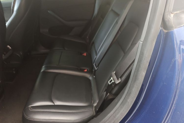 Tesla Model Y 2021 immagine di auto #17