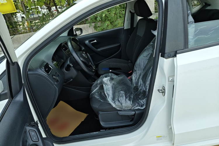 Volkswagen Polo 2017 #15 Volkswagen Polo 2017 car image #15