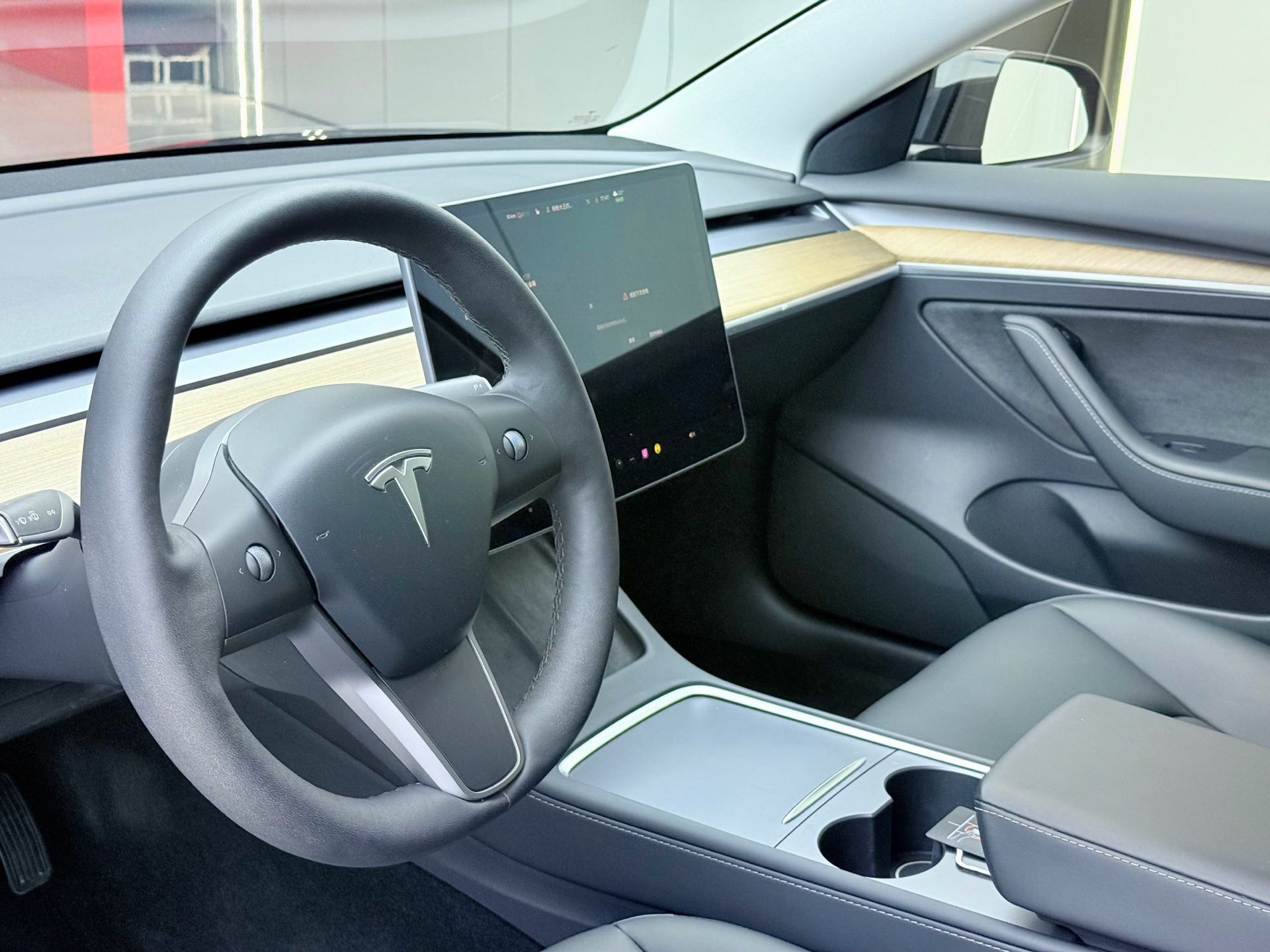 Tesla Model 3 2021 car image #4