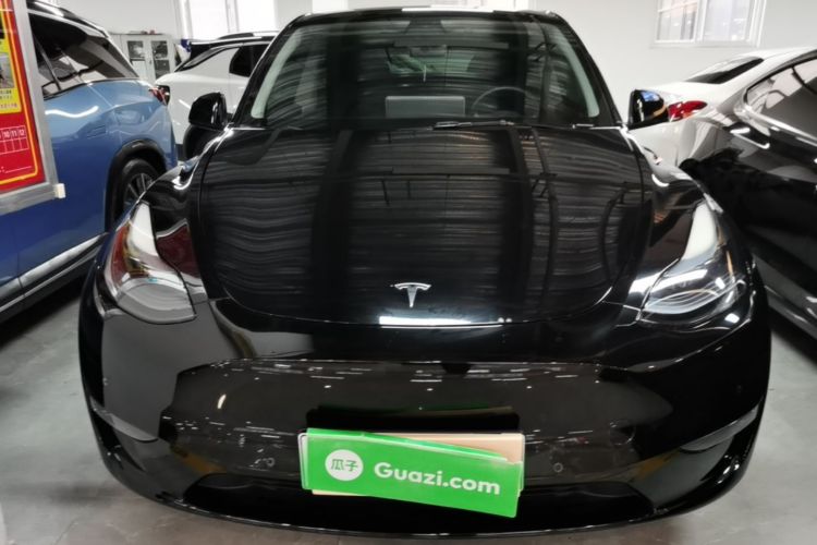 Tesla Model Y 2023 #3 Tesla Model Y 2023 car image #3