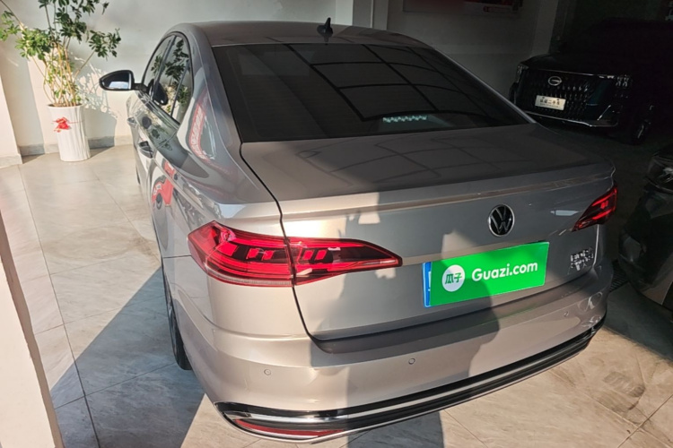 Volkswagen Bora 2023 car image #5