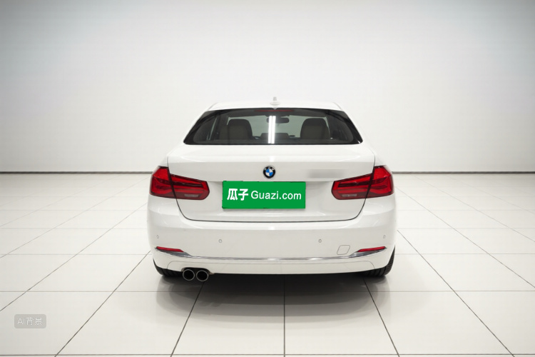 BMW 3 Series 2018 #6 BMW 3 Series 2018 car image #6