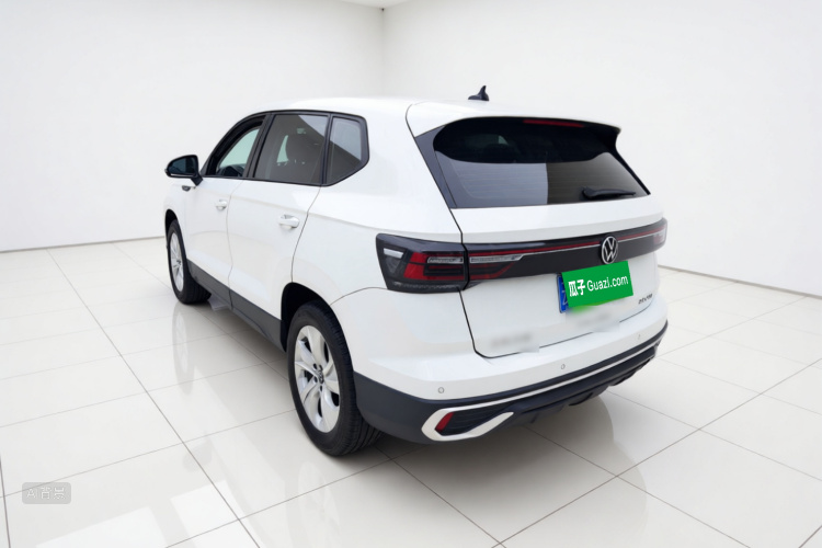 Volkswagen Tharu 2023 car image #5