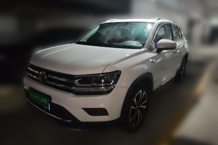 Volkswagen Tharu 2022 car image #2
