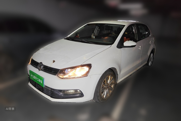 Volkswagen Polo 2016 car image #2