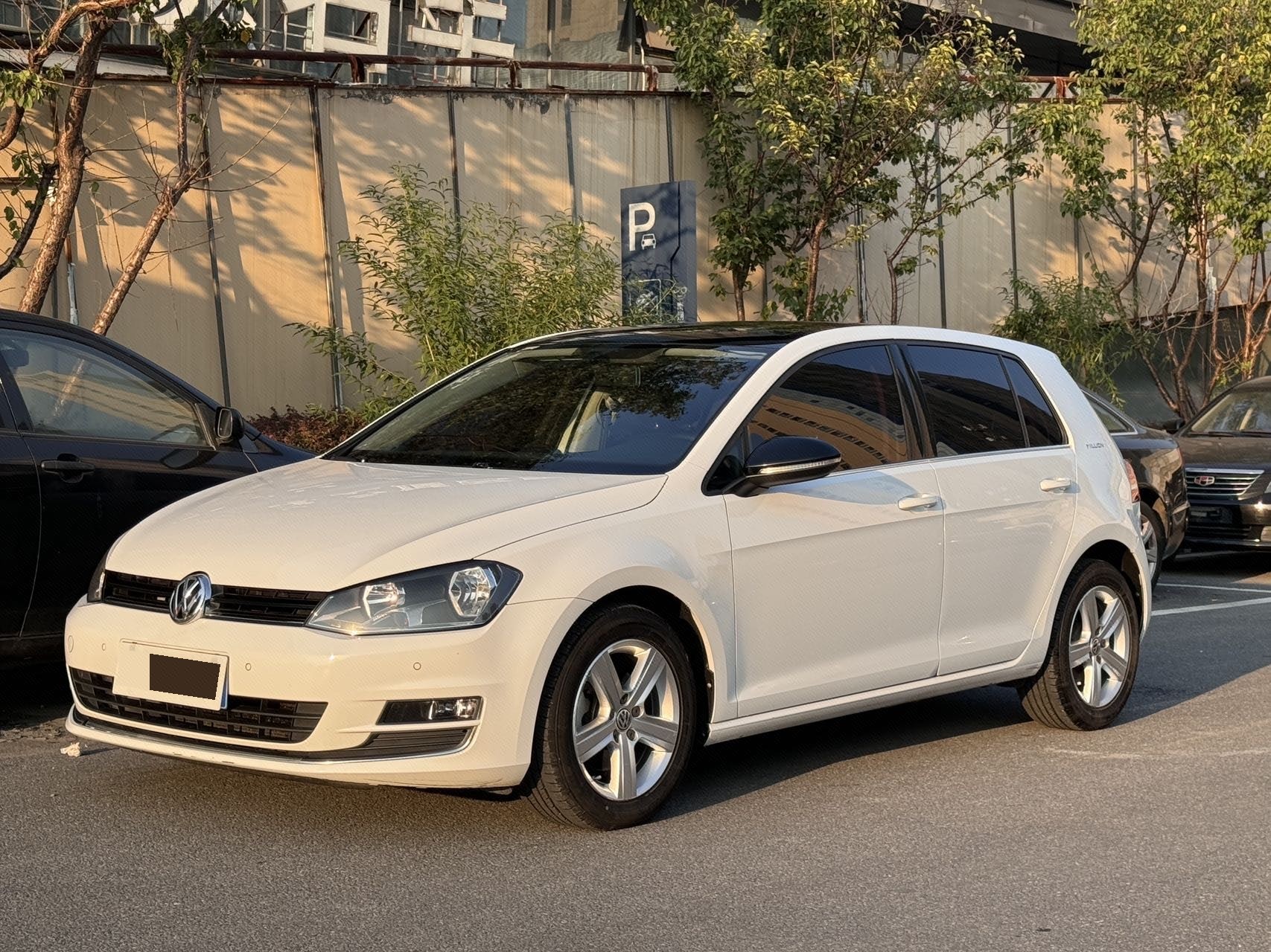2017 2017 car image