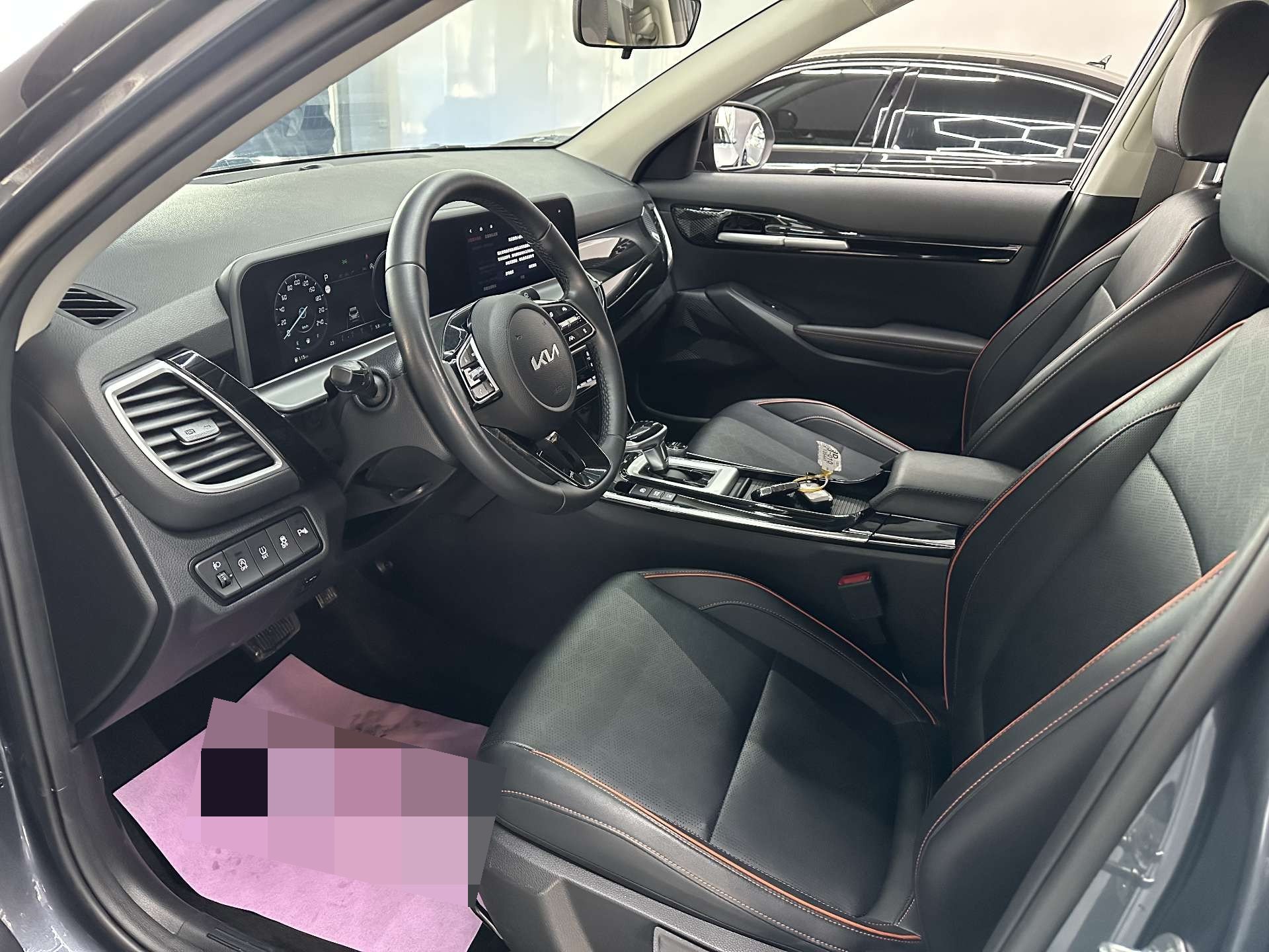 Kia Seltos 2023 #8 Kia Seltos 2023 изображение автомобиля #8