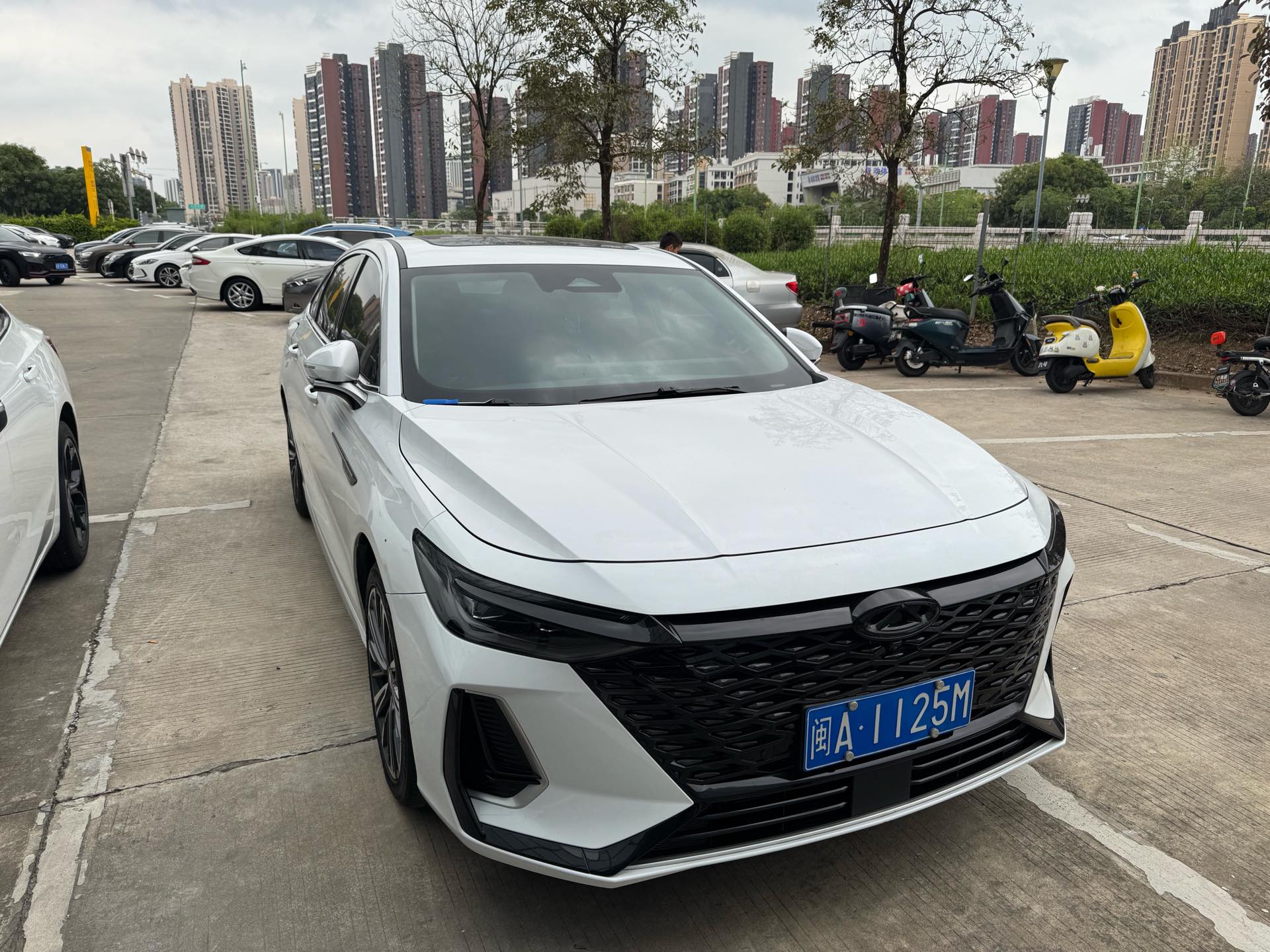 Chery Arrizo 8 2023 изображение автомобиля #3