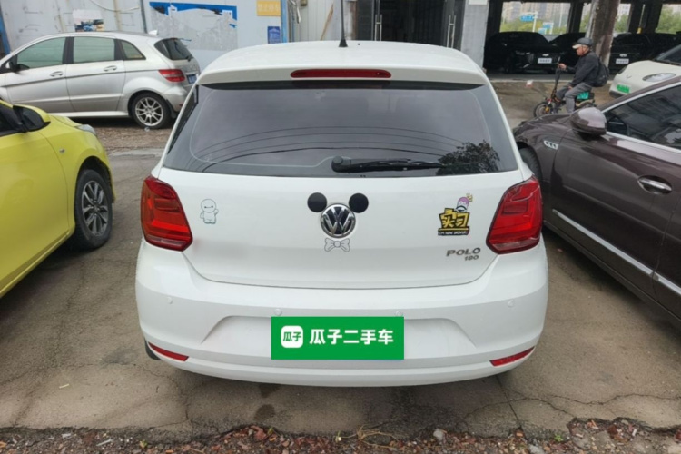 Volkswagen Polo 2019 car image #6