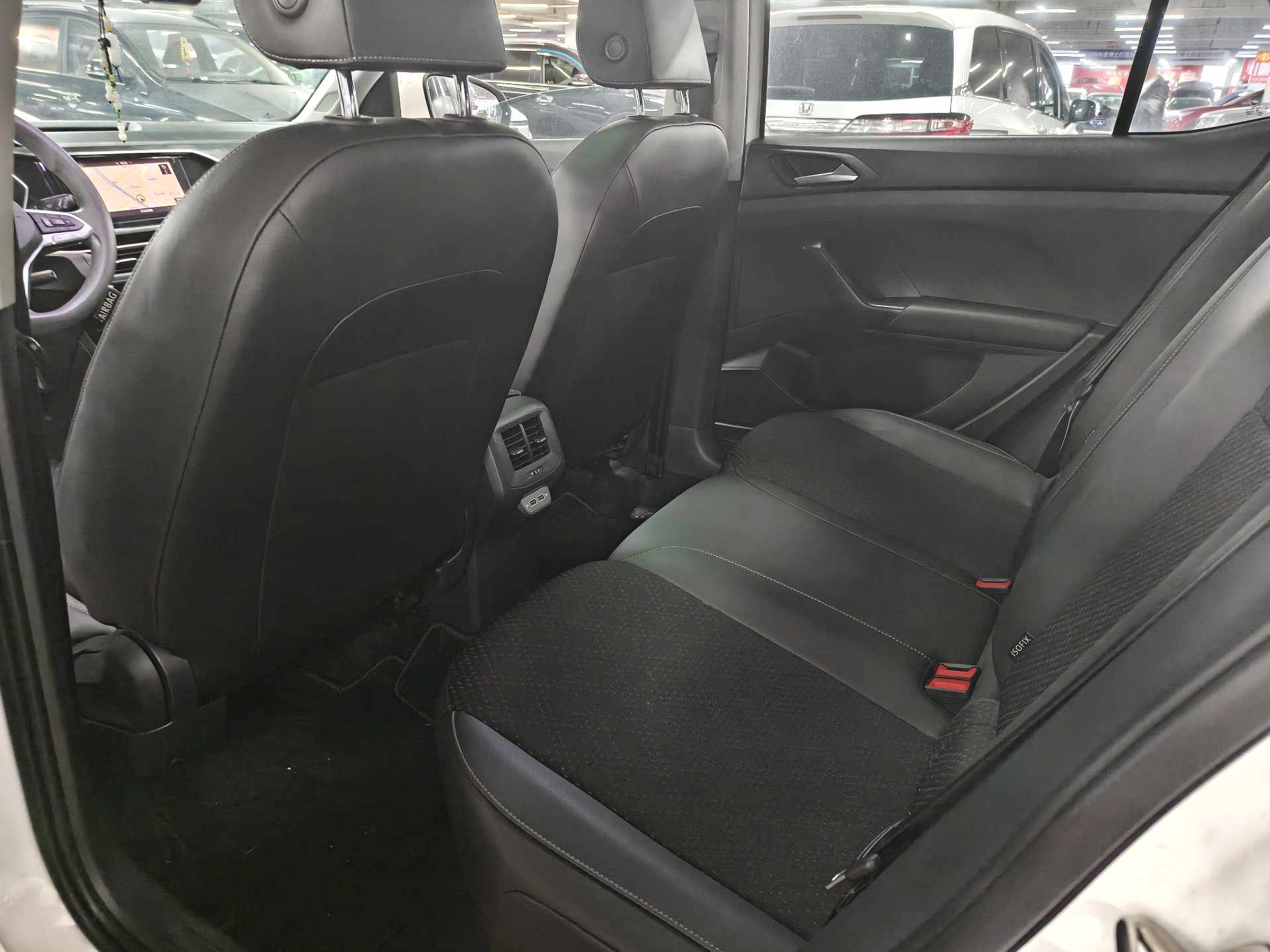 Volkswagen Tacqua 2020 car image #8