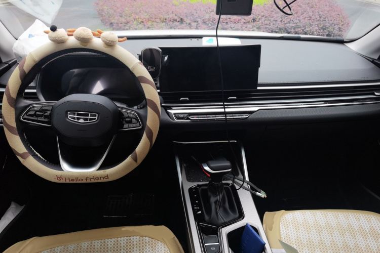 GEELY Emgrand 2024 #7 GEELY Emgrand 2024 car image #7