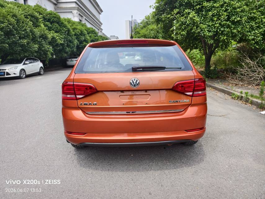 Volkswagen Santana 2015 car image #7