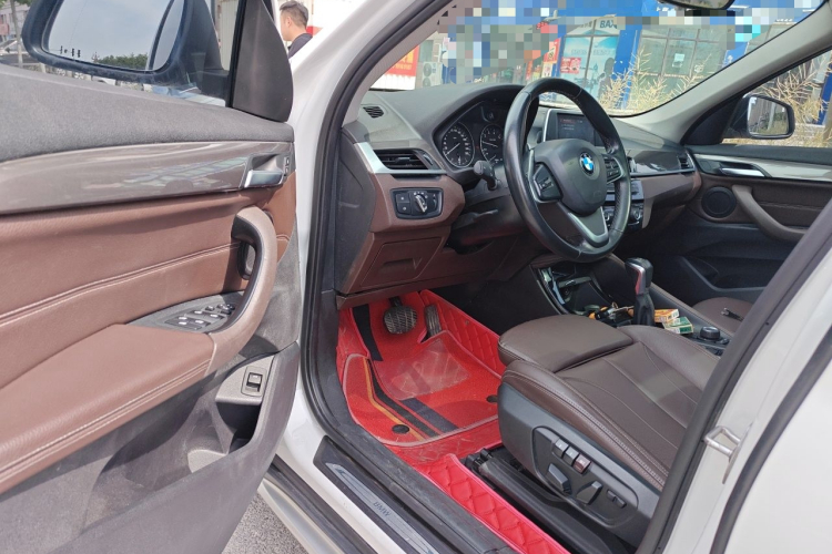 BMW X1 2018 #13 BMW X1 2018 car image #13