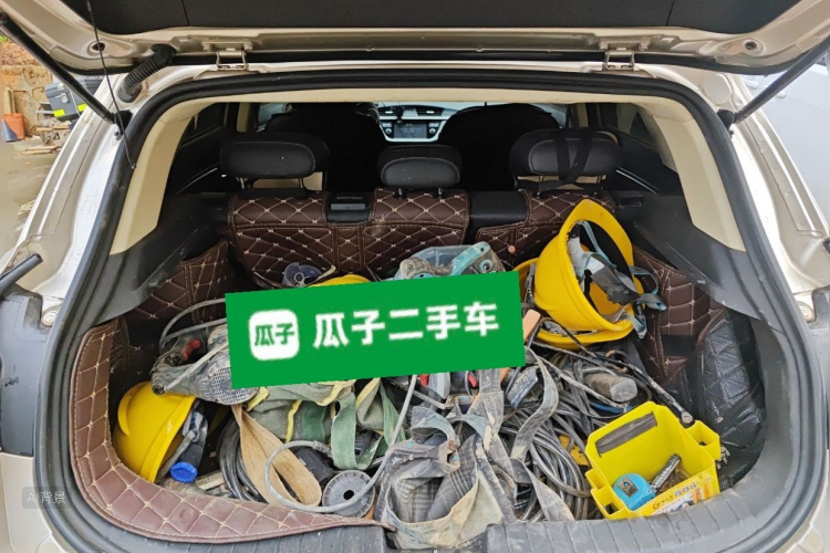 GEELY Emgrand GS 2016 immagine di auto #21