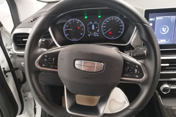 GEELY Coolray 2025 car image #11