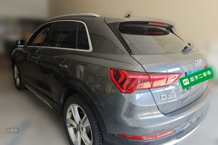 Audi Q3 2019 car image #5