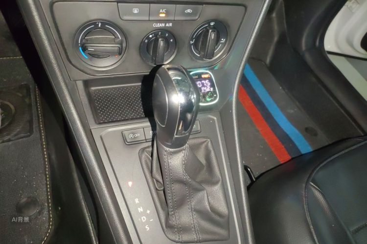 Volkswagen Lavida 2022 car image #16