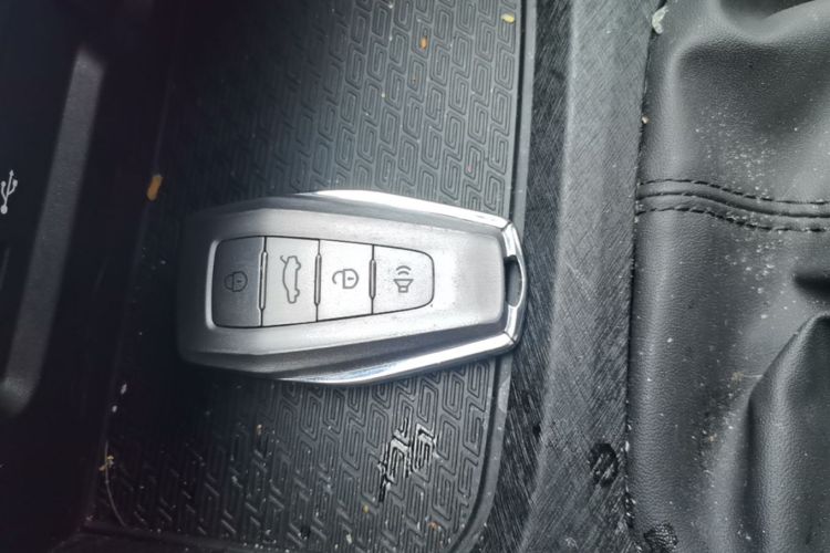 GEELY Coolray 2024 car image #9