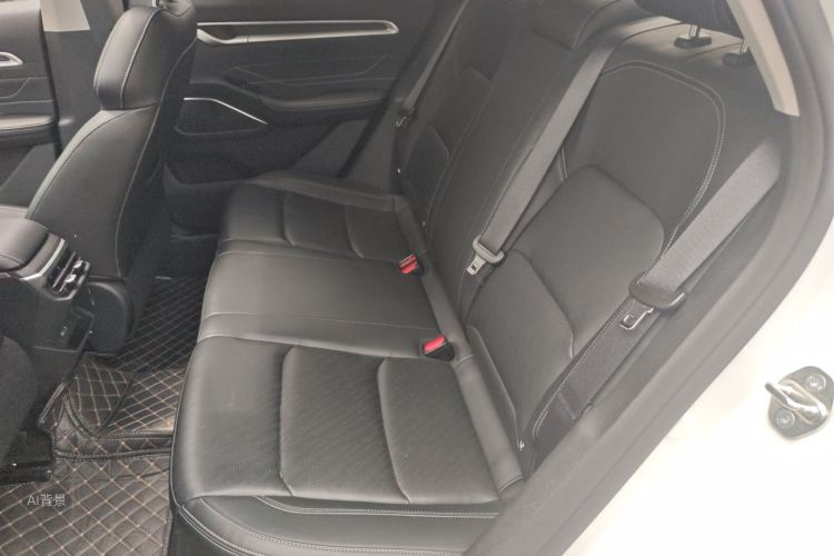GEELY Emgrand 2024 car image #19
