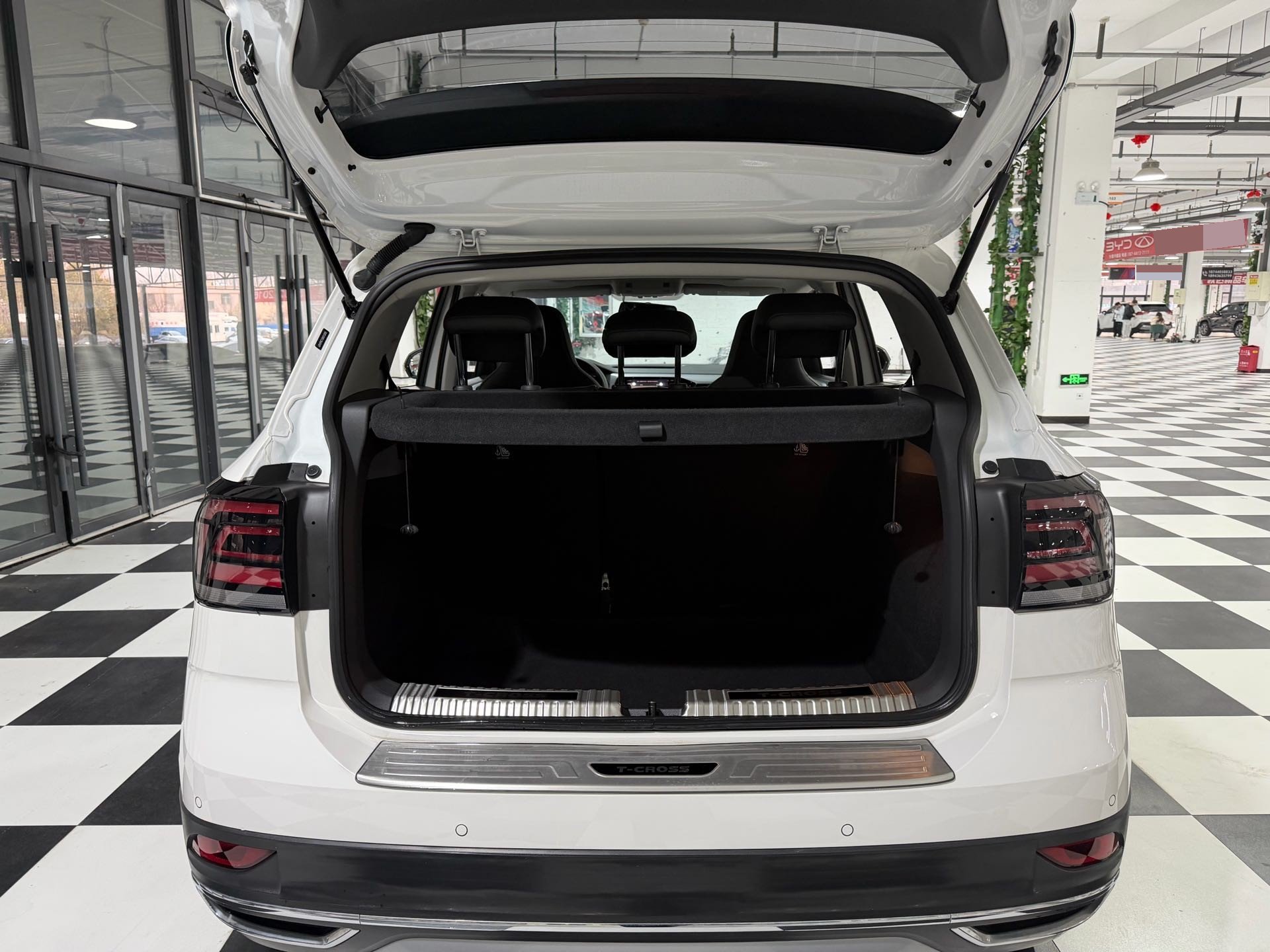 Volkswagen T-Cross 2022 изображение автомобиля #6