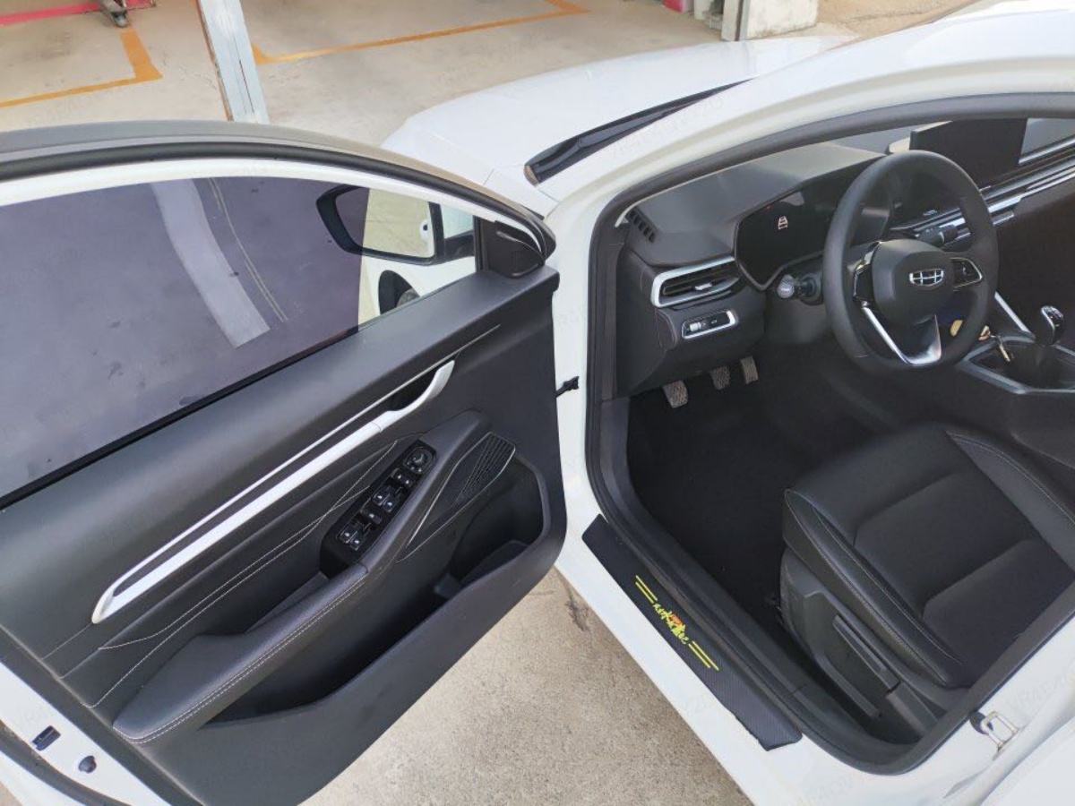 GEELY Emgrand 2023 #7 GEELY Emgrand 2023 car image #7
