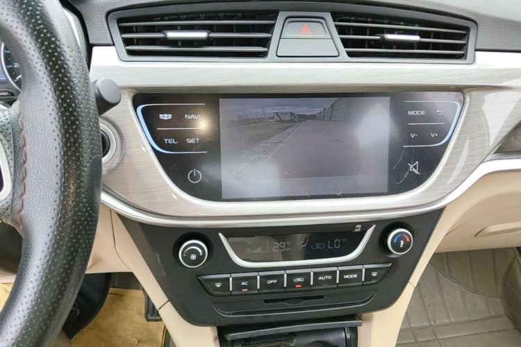 GEELY Emgrand 2016 #13 GEELY Emgrand 2016 car image #13