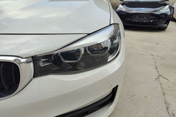BMW 3 Series GT 2019 #23 BMW 3 Series GT 2019 صورة سيارة #23