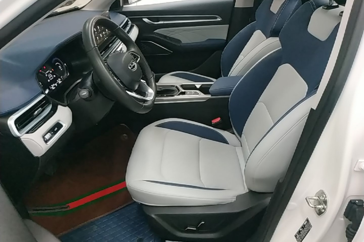 GEELY Emgrand 2022 car image #15