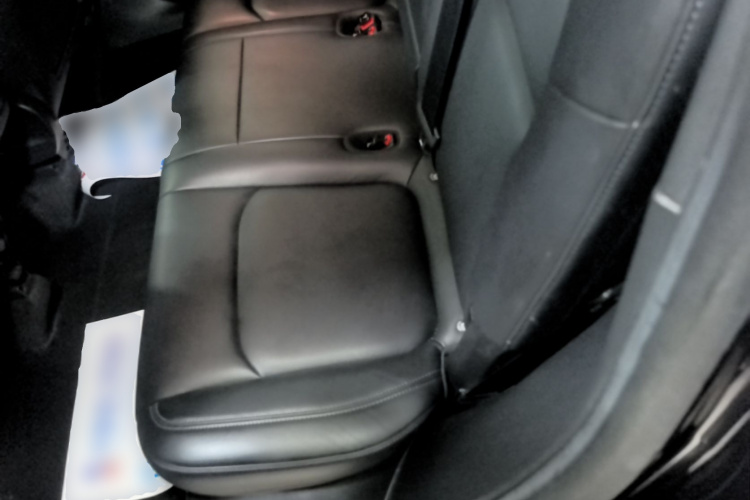 Tesla Model Y 2022 #17 Tesla Model Y 2022 car image #17
