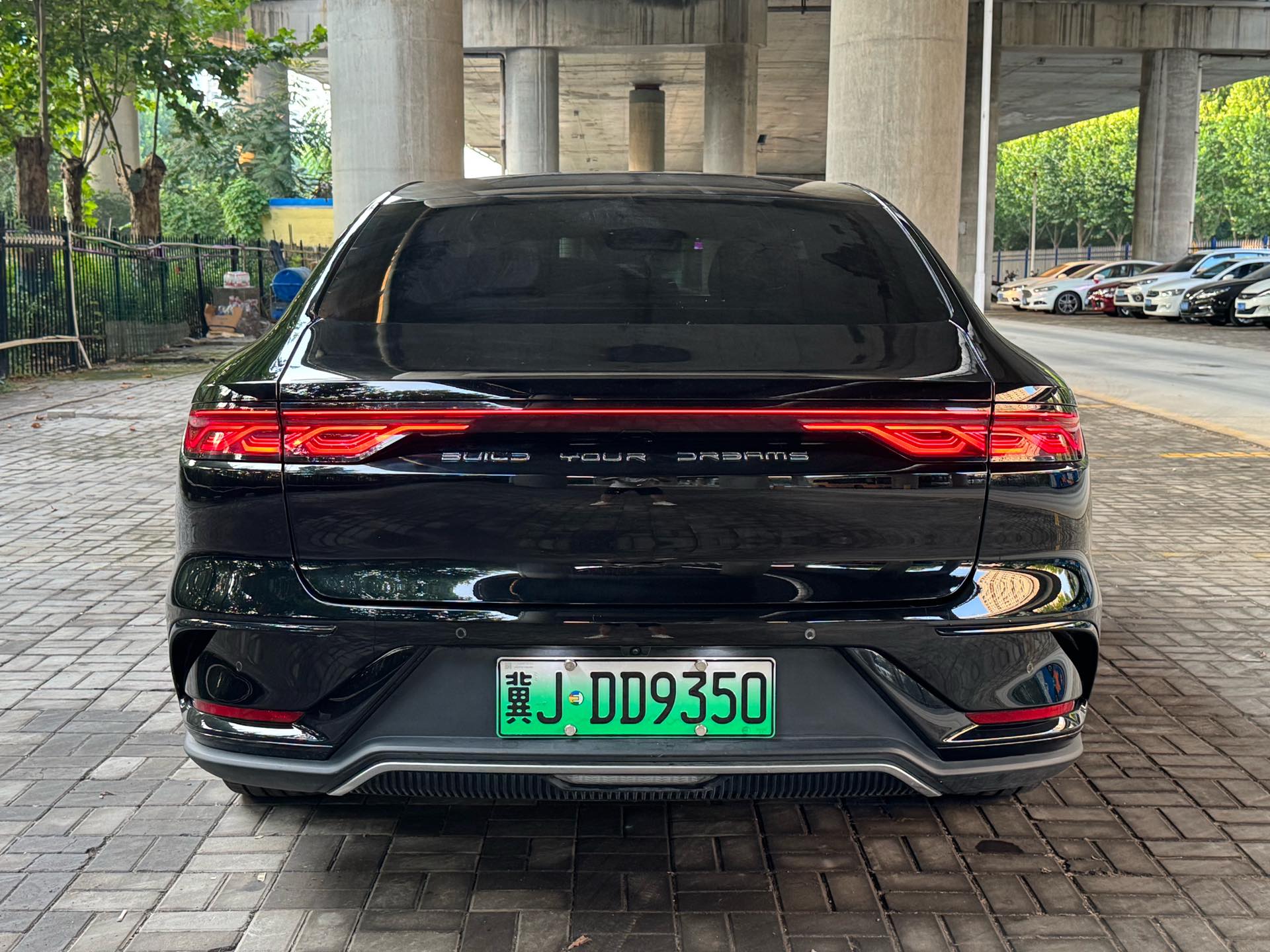 BYD Han 2024 car image #7