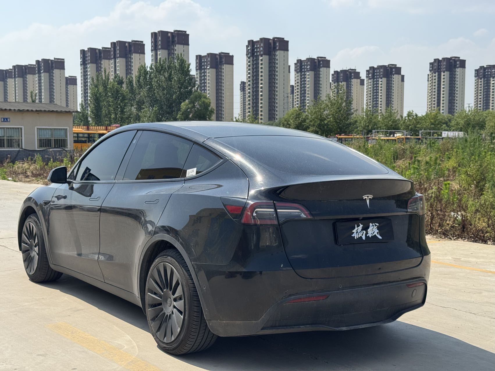 Tesla Model Y 2022 #3 Tesla Model Y 2022 car image #3