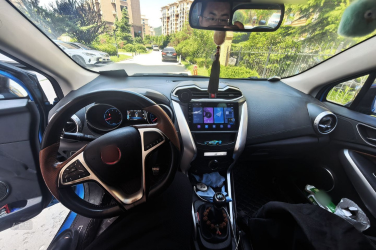 BYD Yuan 2017 #11 BYD Yuan 2017 car image #11