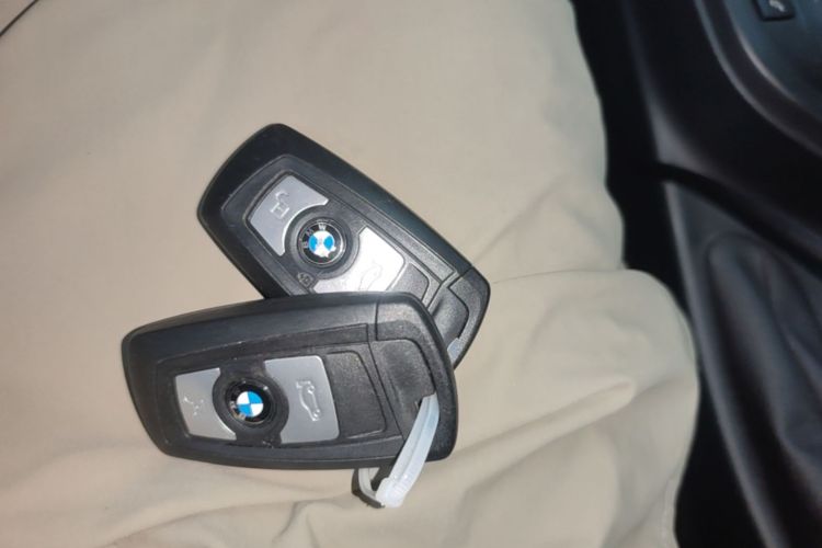 BMW 3 Series 2015 #9 BMW 3 Series 2015 car image #9