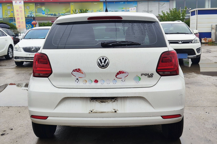 Volkswagen Polo 2019 car image #6