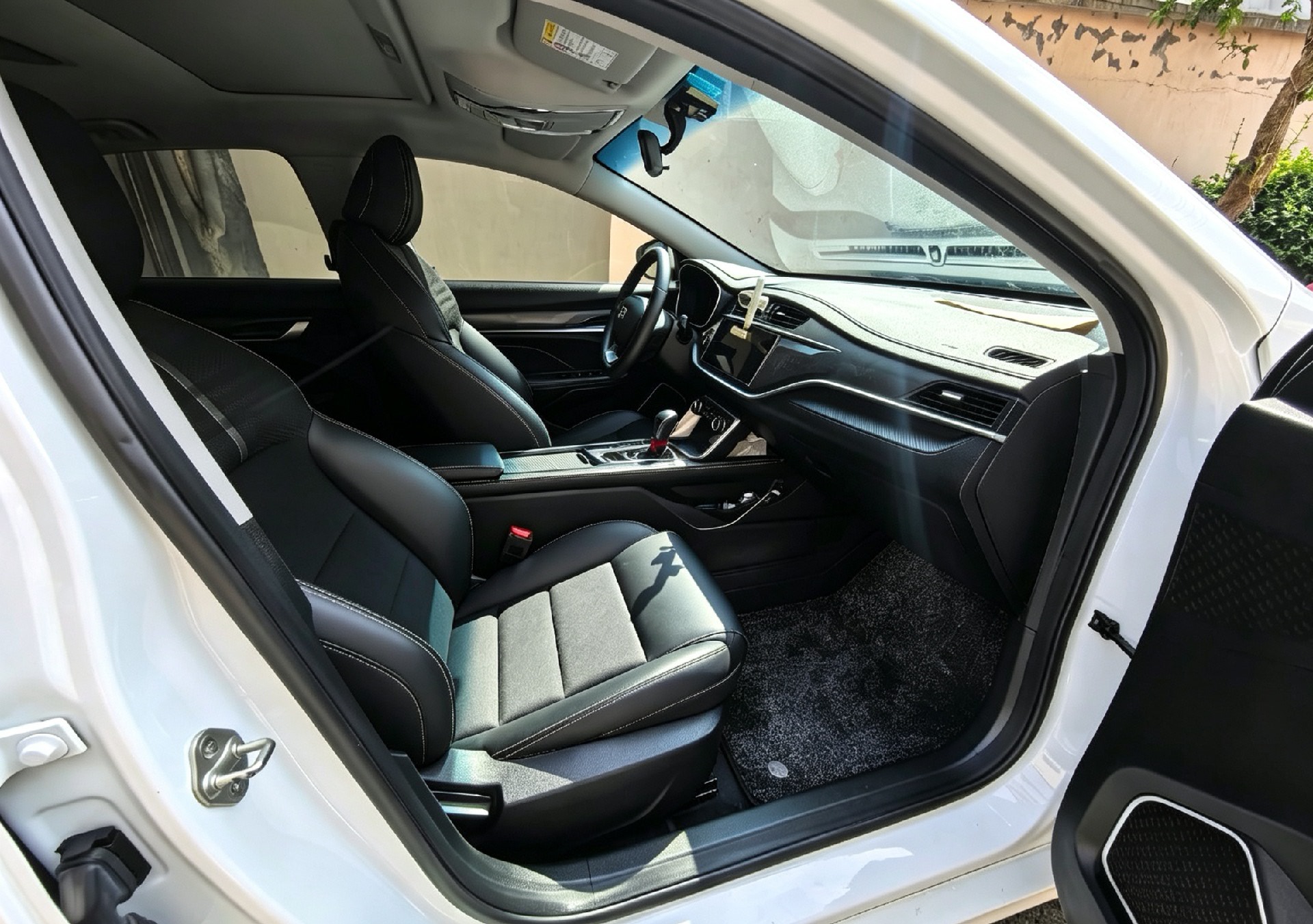 GEELY Binray 2021 #3 GEELY Binray 2021 صورة سيارة #3