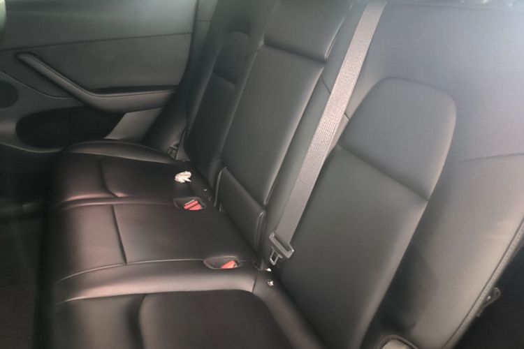 Tesla Model Y 2022 #17 Tesla Model Y 2022 car image #17