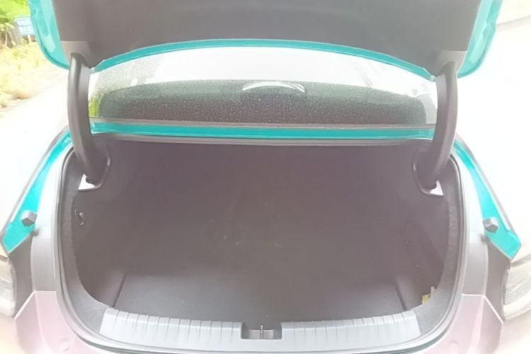 MI SU7 2025 car image #19