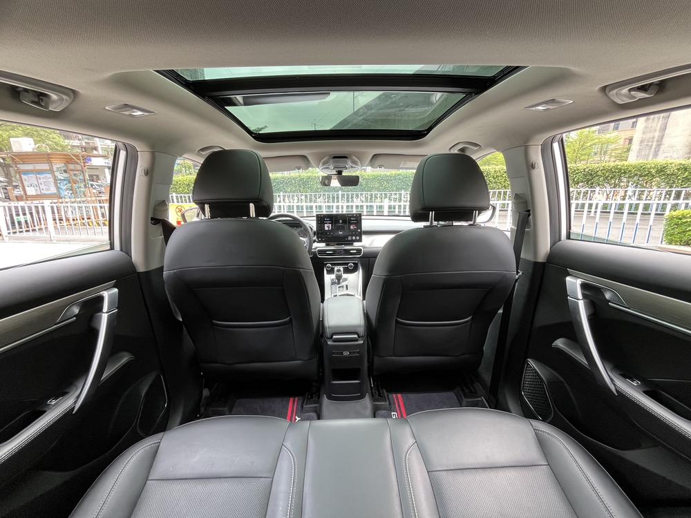 GEELY Coolray 2019 #12 GEELY Coolray 2019 car image #12